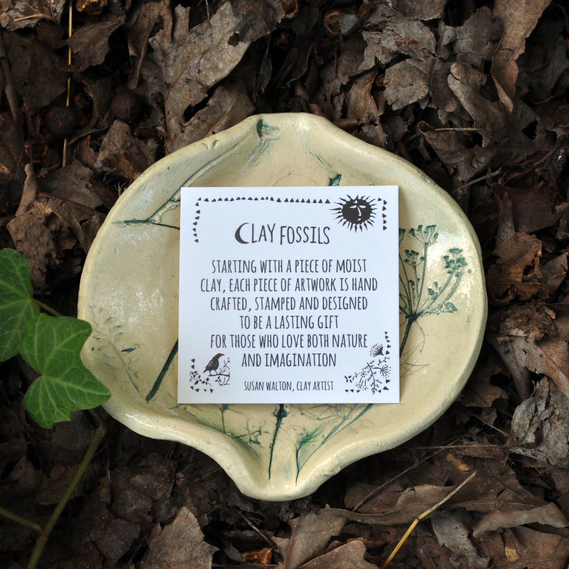 srsd303 spoon rest, soap dish, yarrow, eucalyptus dill in green with card.jpg